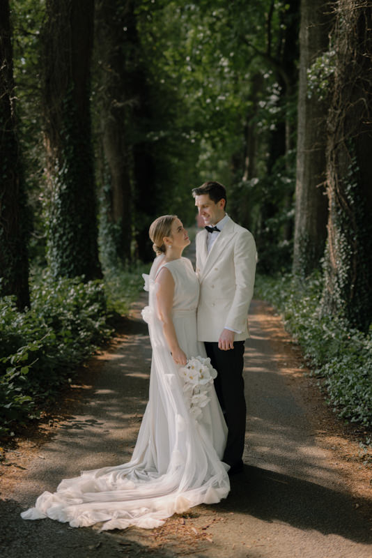 Romantisches Paarshooting bei Sonnenuntergang in Minden – Hochzeitsfotograf