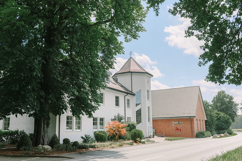 Hochzeitslocation Ententurm in Steinhagen-Brockhagen mit Turm und altem Baumbestand
